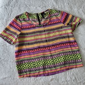 🩷💛 Fun & Flirt Neon Geometric Cropped Blouse w/ Back Quarter Zip | Size L 💚💜